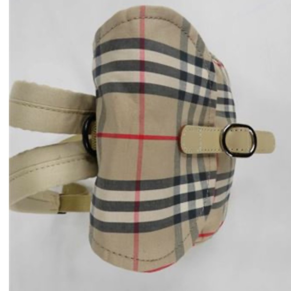 Burberry - Picture 6 of 16